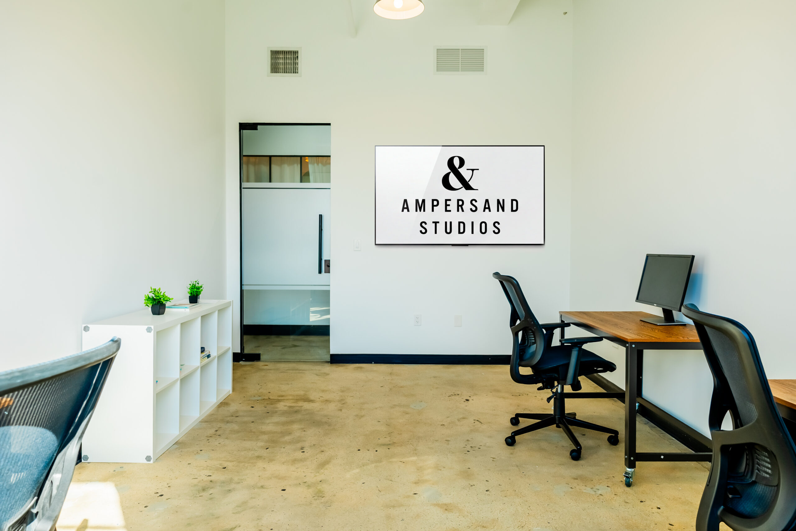 8-PERSON OFFICE